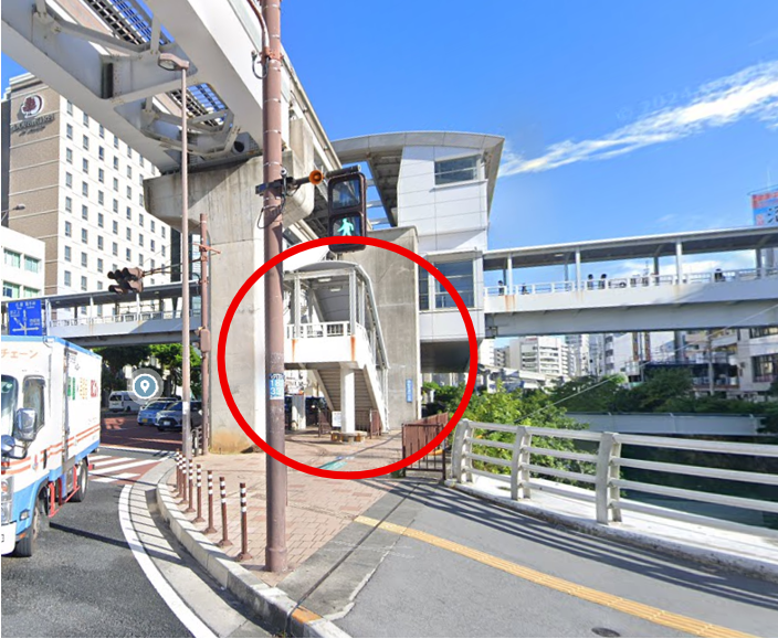 那覇バスターミナル|ゆいレール乗り換え案内ストリートビュー歩道橋下