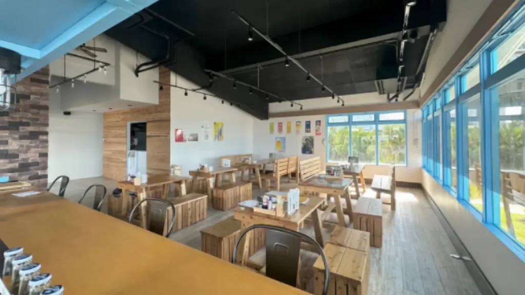 「fish tail」の店内画像(公式サイトより引用)