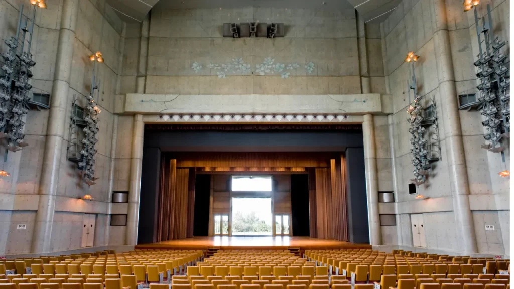 沖縄コンベンションセンター 劇場棟 ステージ側の画像