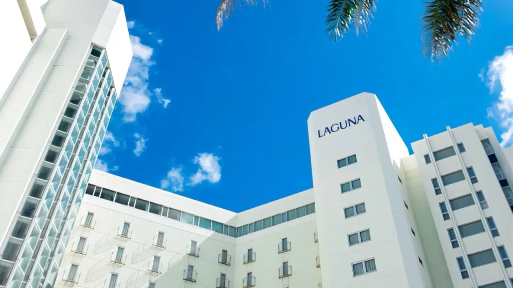 ラグナガーデンホテル外観（公式サイトより引用）