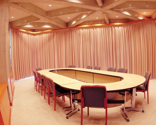 沖縄コンベンションセンター会議棟A　会議場A3画像　（公式サイト）