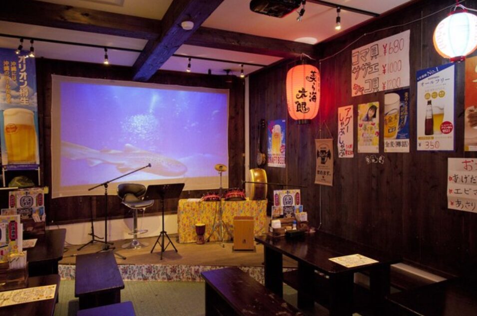 美ら海太郎の内観